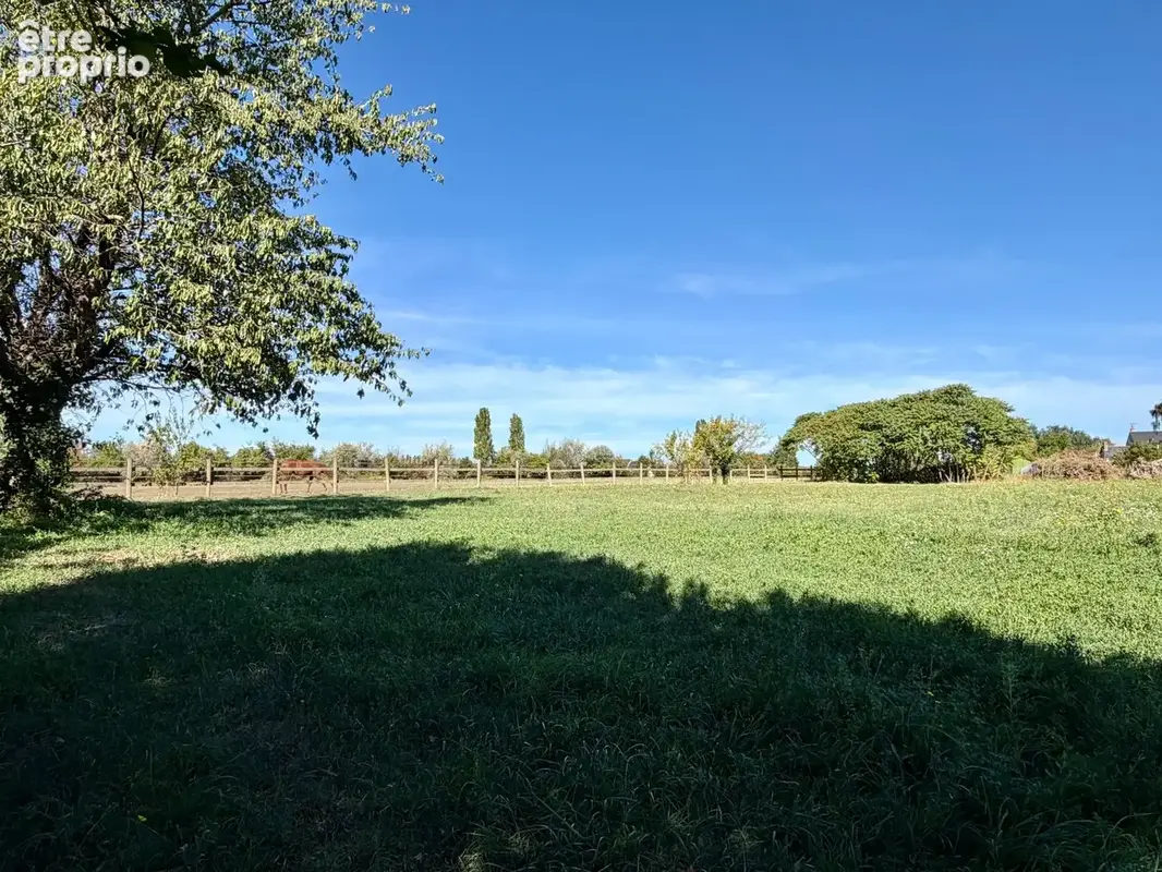 VIVY à 3 Km du Centre-bourg, Maison rénovée sur sous-sol aménagé de 160m² habitables avec garage et jardin - photo 18