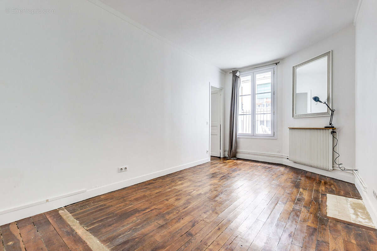 Appartement à PARIS-20E