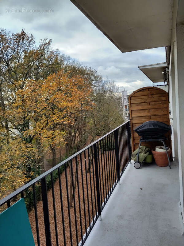 Appartement à SAINT-MICHEL-SUR-ORGE