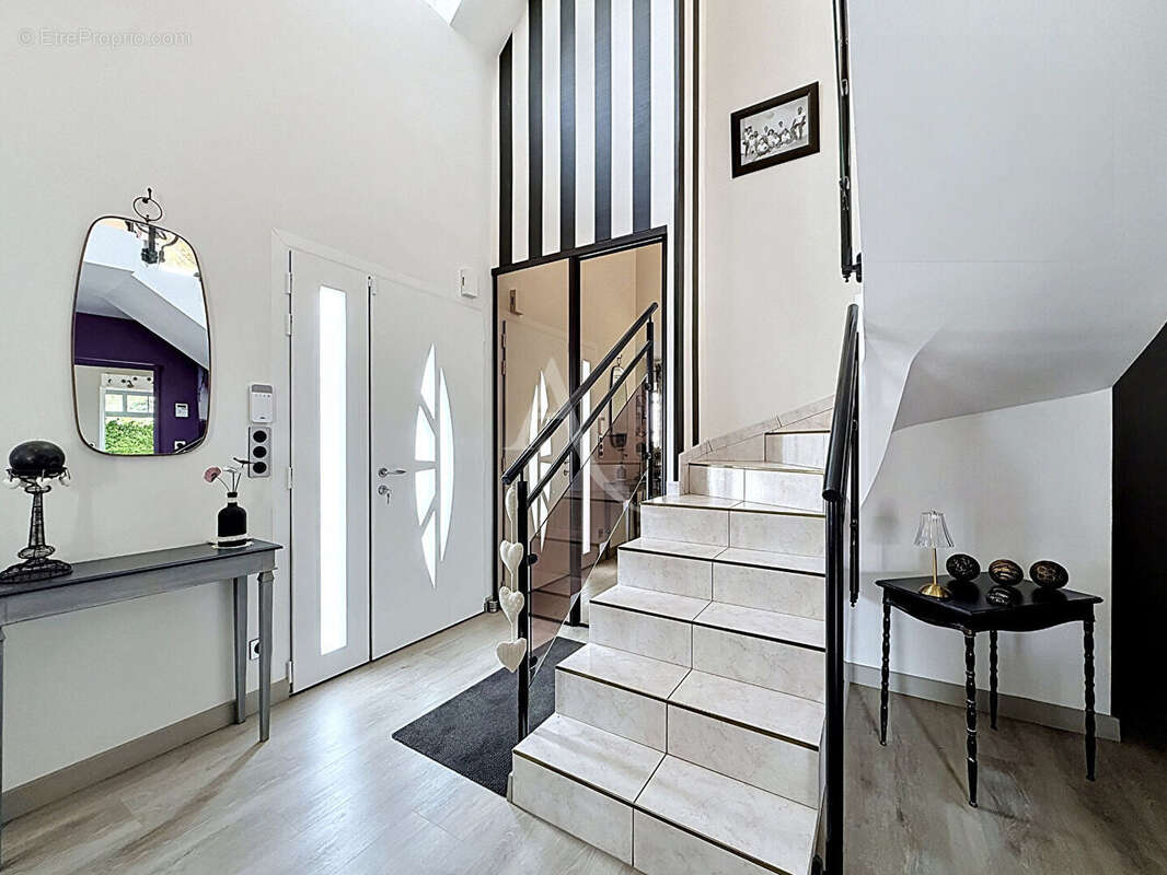 Maison à CHATEAU-GONTIER