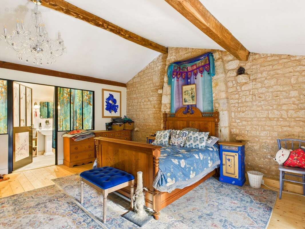 Maison à SAUZE-VAUSSAIS