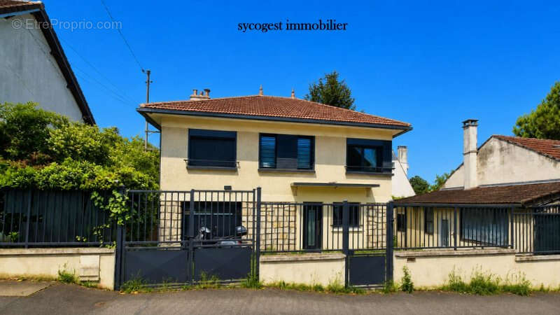 Maison à GAGNY