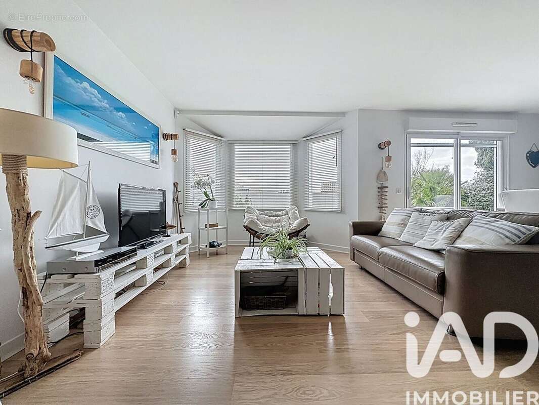 Photo 2 - Maison à SAINT-AGNANT