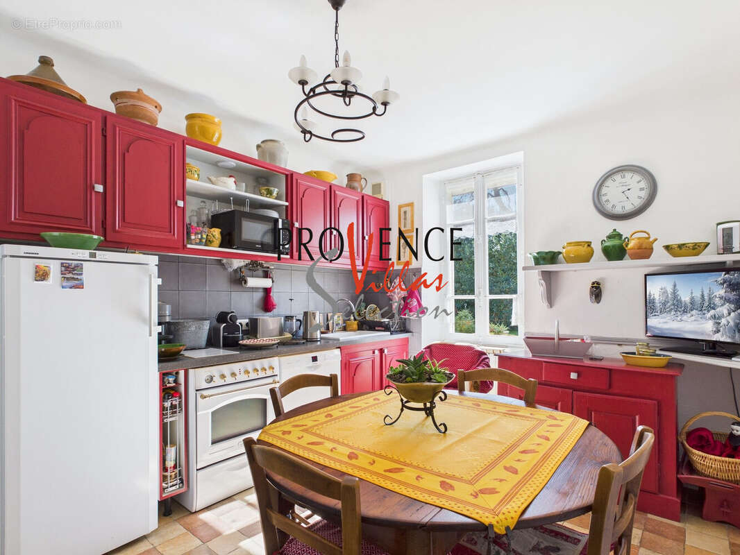 Maison à SAINT-ETIENNE-DU-GRES