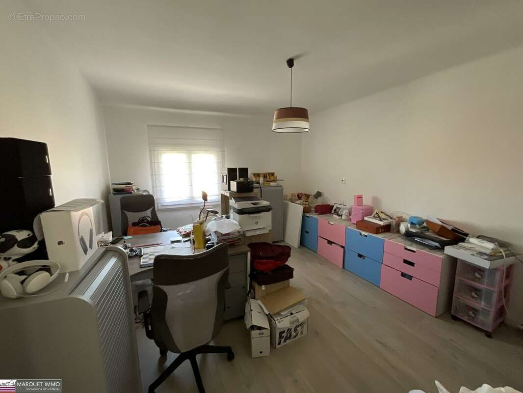 Séduisante maison de caractère T7 offrant 246 m² en 4 face sur 1 564 m² de terrain avec garage de 97 m², ascenseur, piscine - photo 28