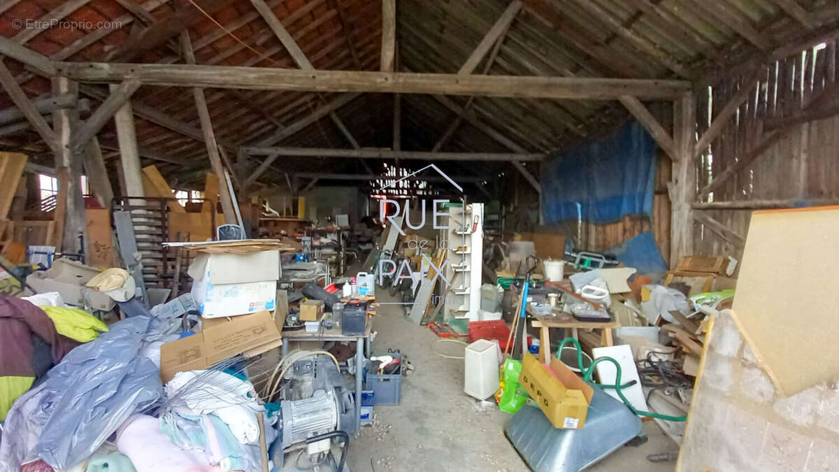 Terrain à CHATELLERAULT