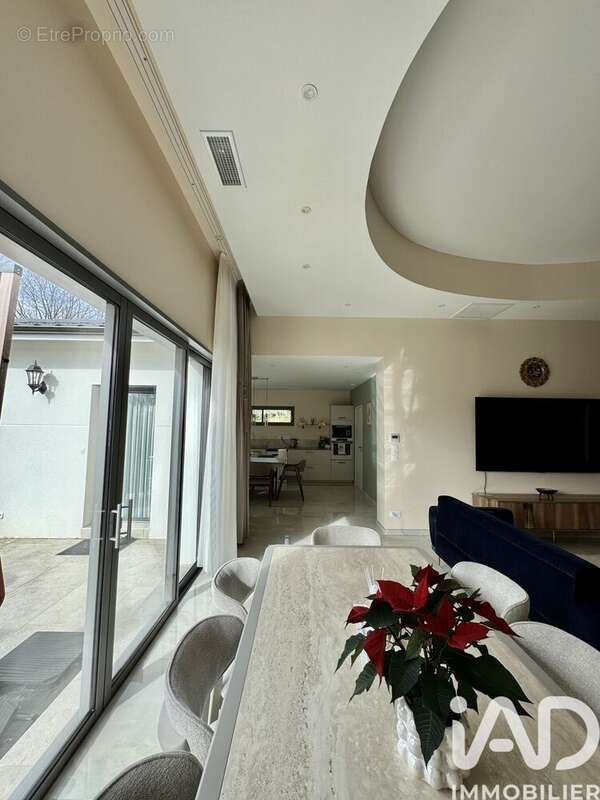 Photo 3 - Maison à POMPIGNAC