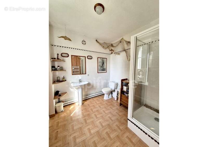 Maison à LES LOGES