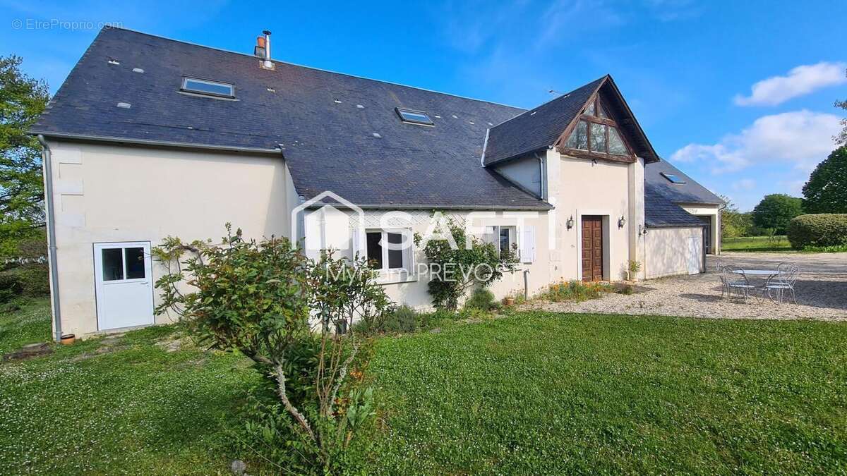 Photo 2 - Maison à LIGNIERES