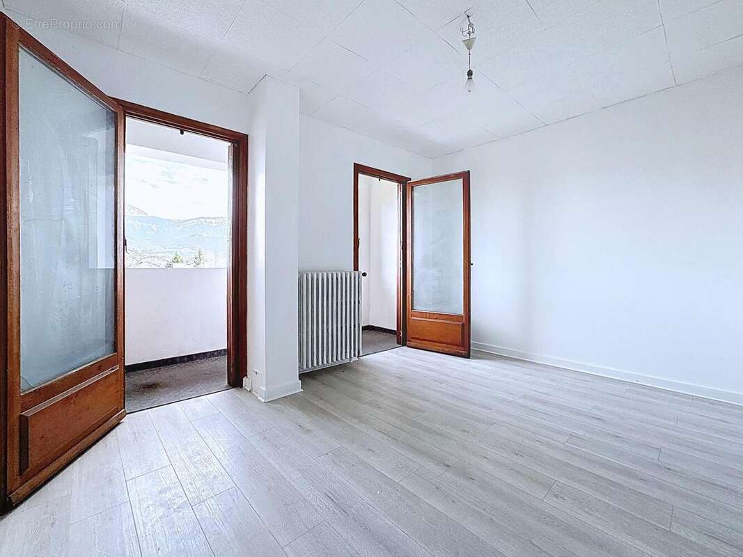 Maison 135 m² à Voiron  - photo 7