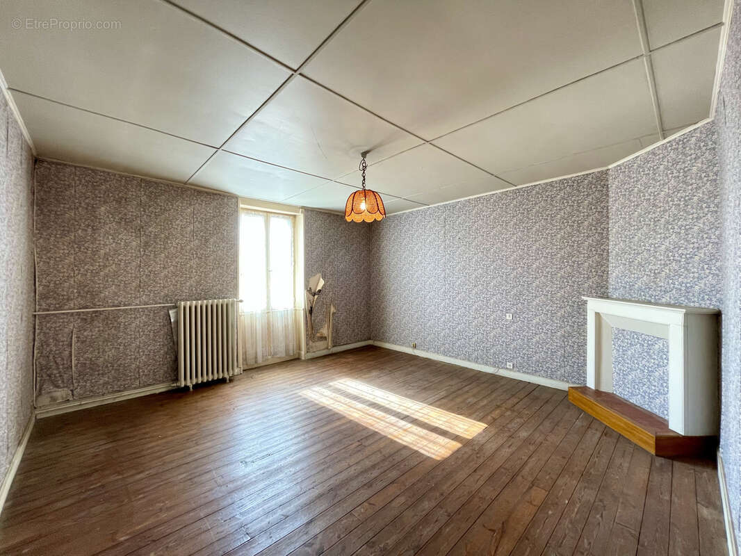 Maison à ROUMAZIERES-LOUBERT