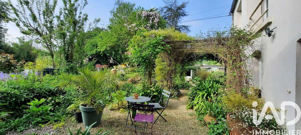Maison 230 m² à La Vicomte-Sur-Rance  - photo 5