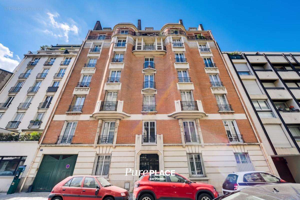 Appartement à PARIS-15E