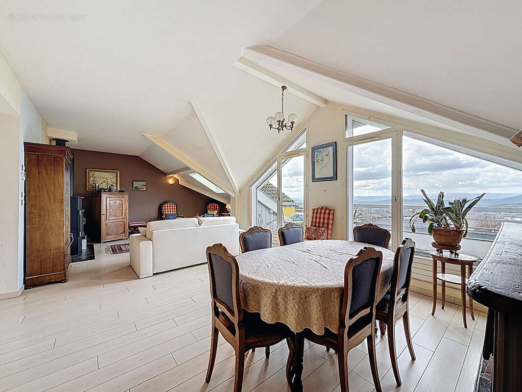 Appartement à VILLAZ