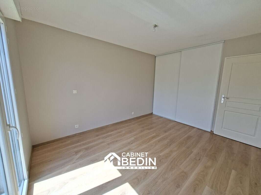 Appartement à LE HAILLAN