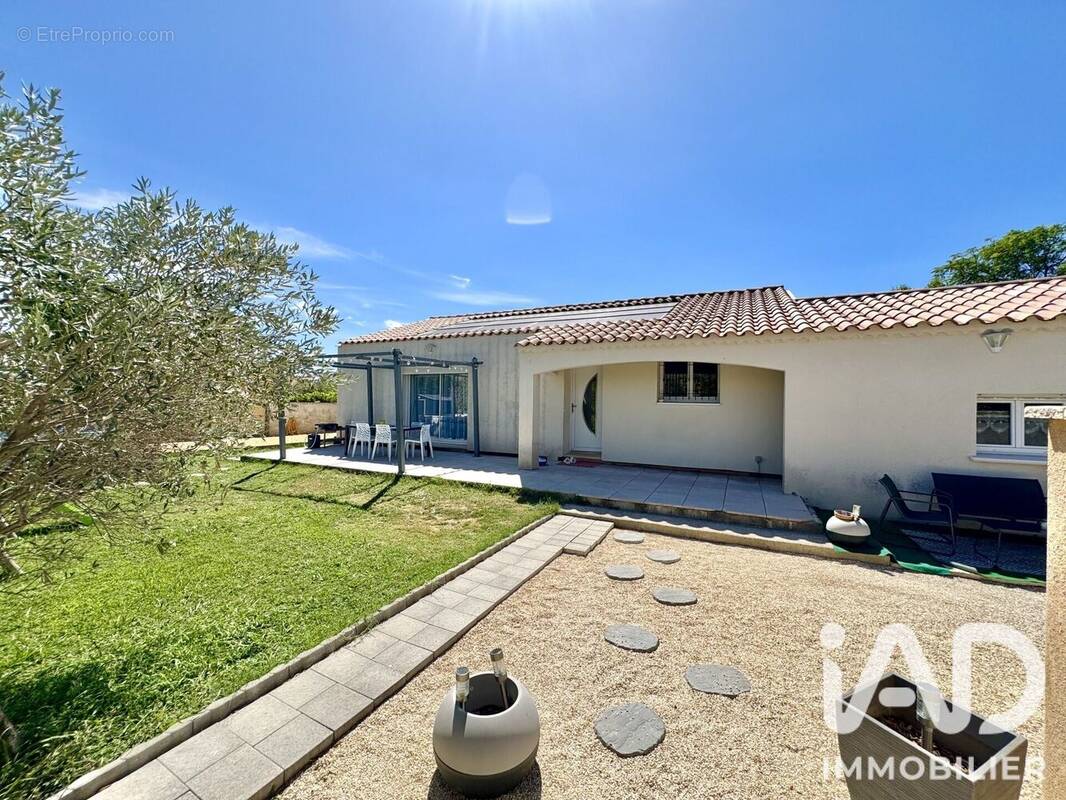 Photo 1 - Maison à LAPALUD