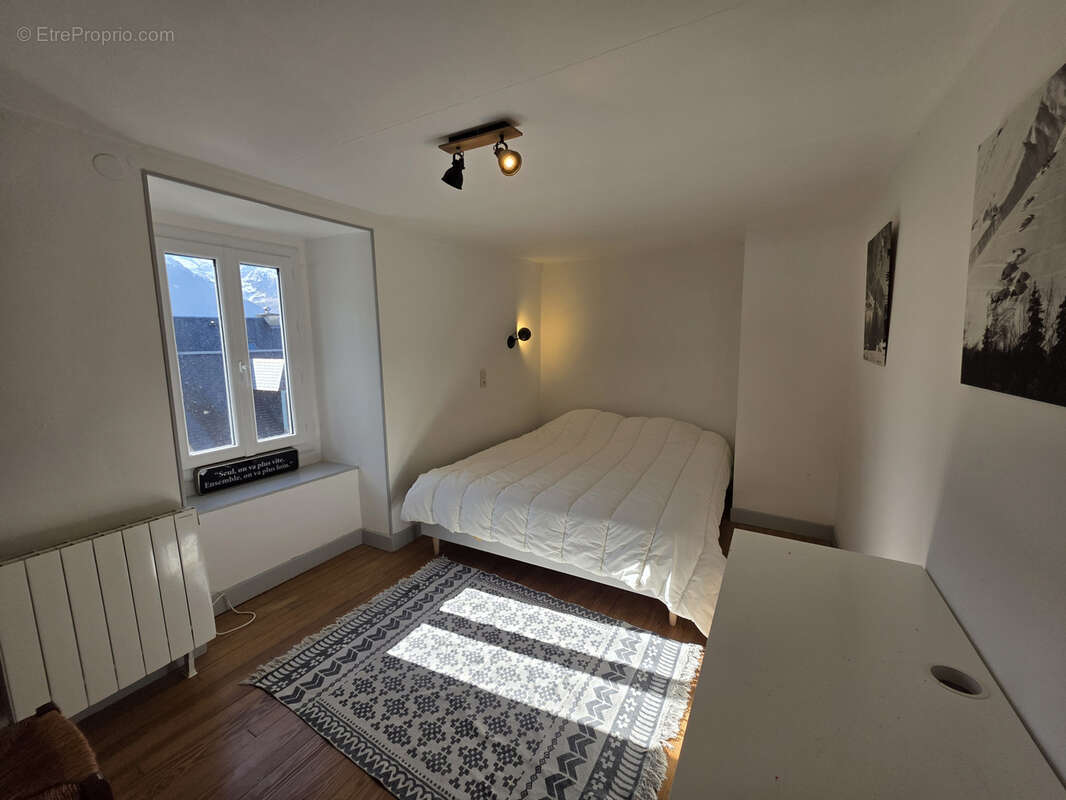 Maison à LUZ-SAINT-SAUVEUR