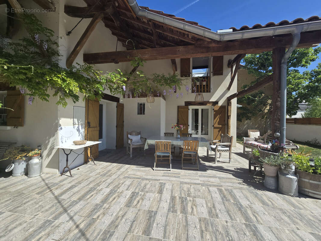 Maison à GRIEGES