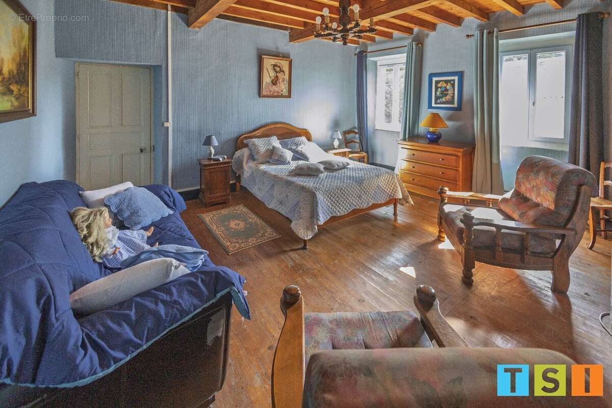 Maison à SAINT-MICHEL