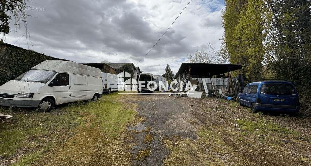 Commerce à MONT-DE-MARSAN