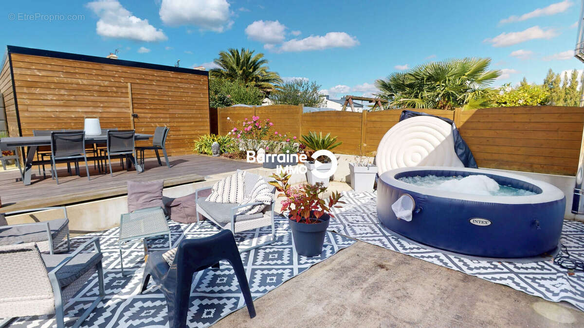 Maison à SAINT-RENAN