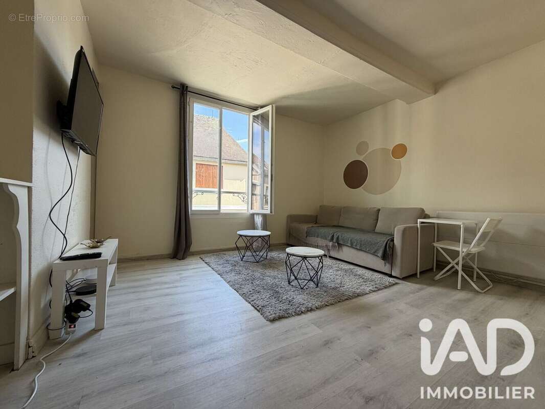 Photo 2 - Appartement à SENS