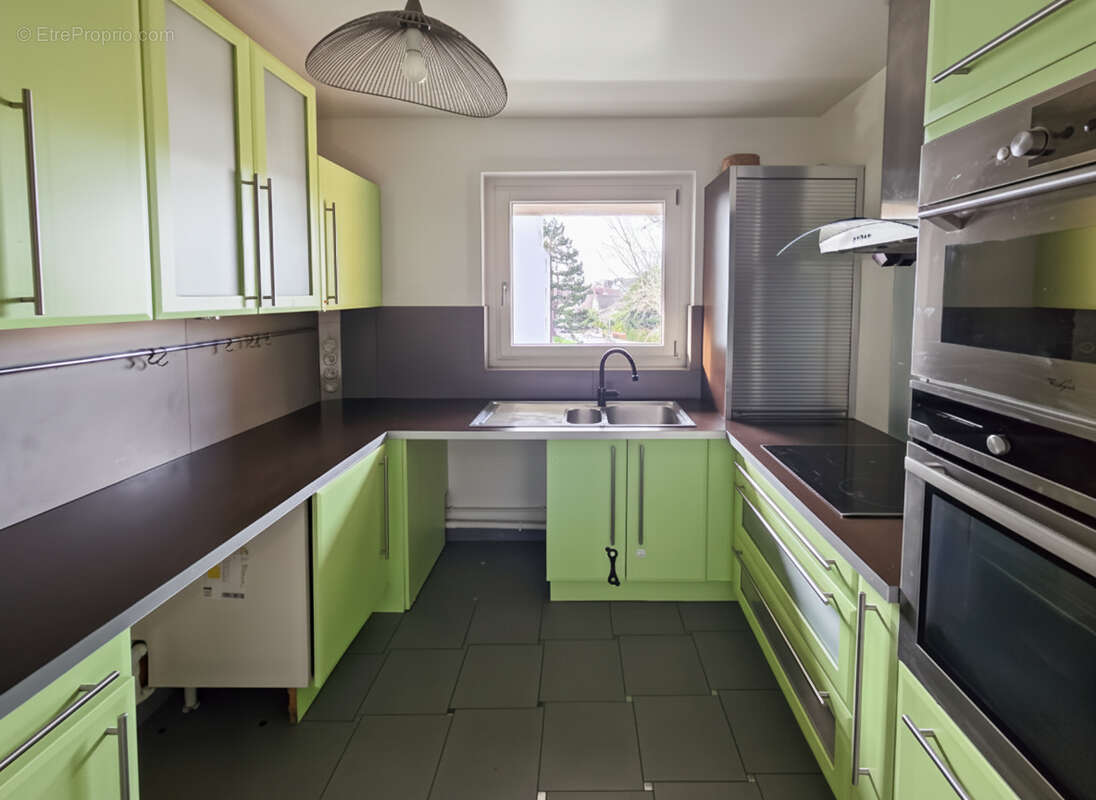 Appartement à VERRIERES-LE-BUISSON