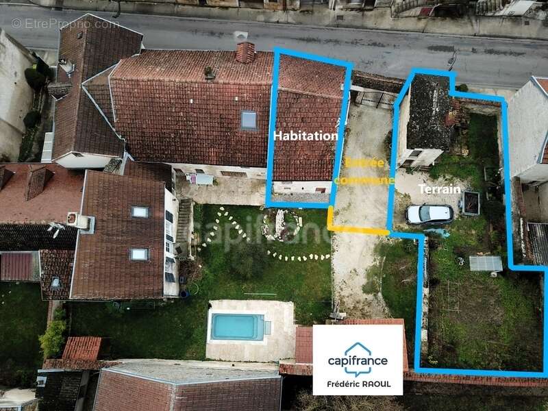 Maison à IS-SUR-TILLE