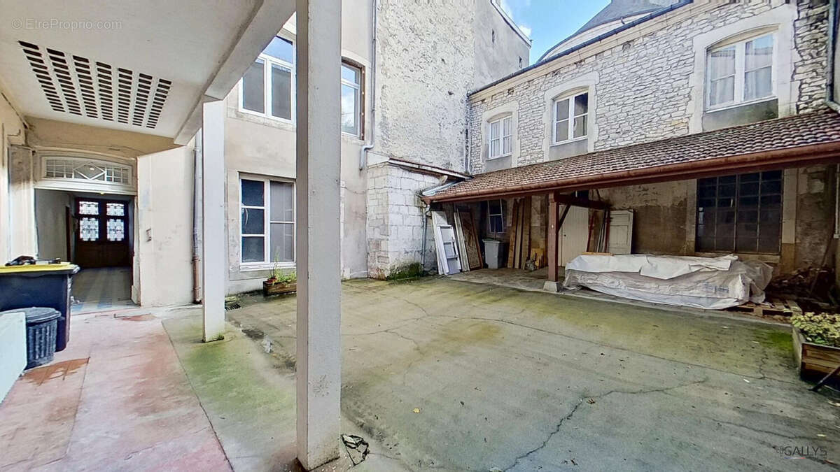 Maison à VAUCOULEURS