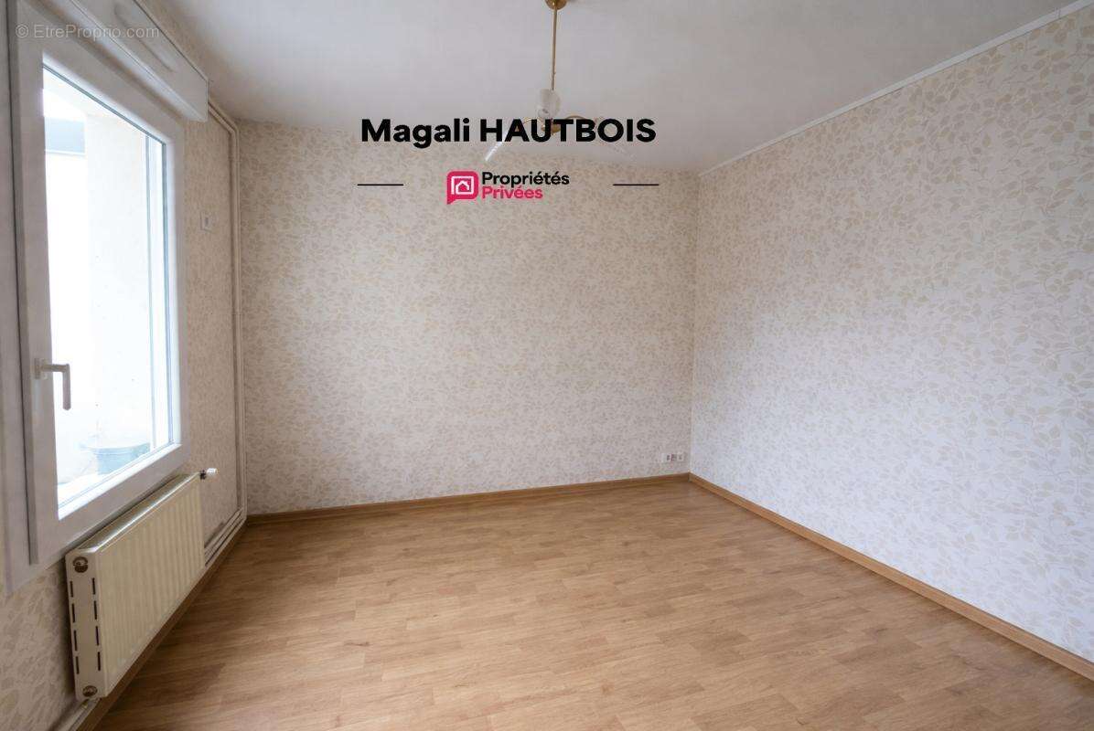 Maison à SAINT-HILAIRE-DU-HARCOUET