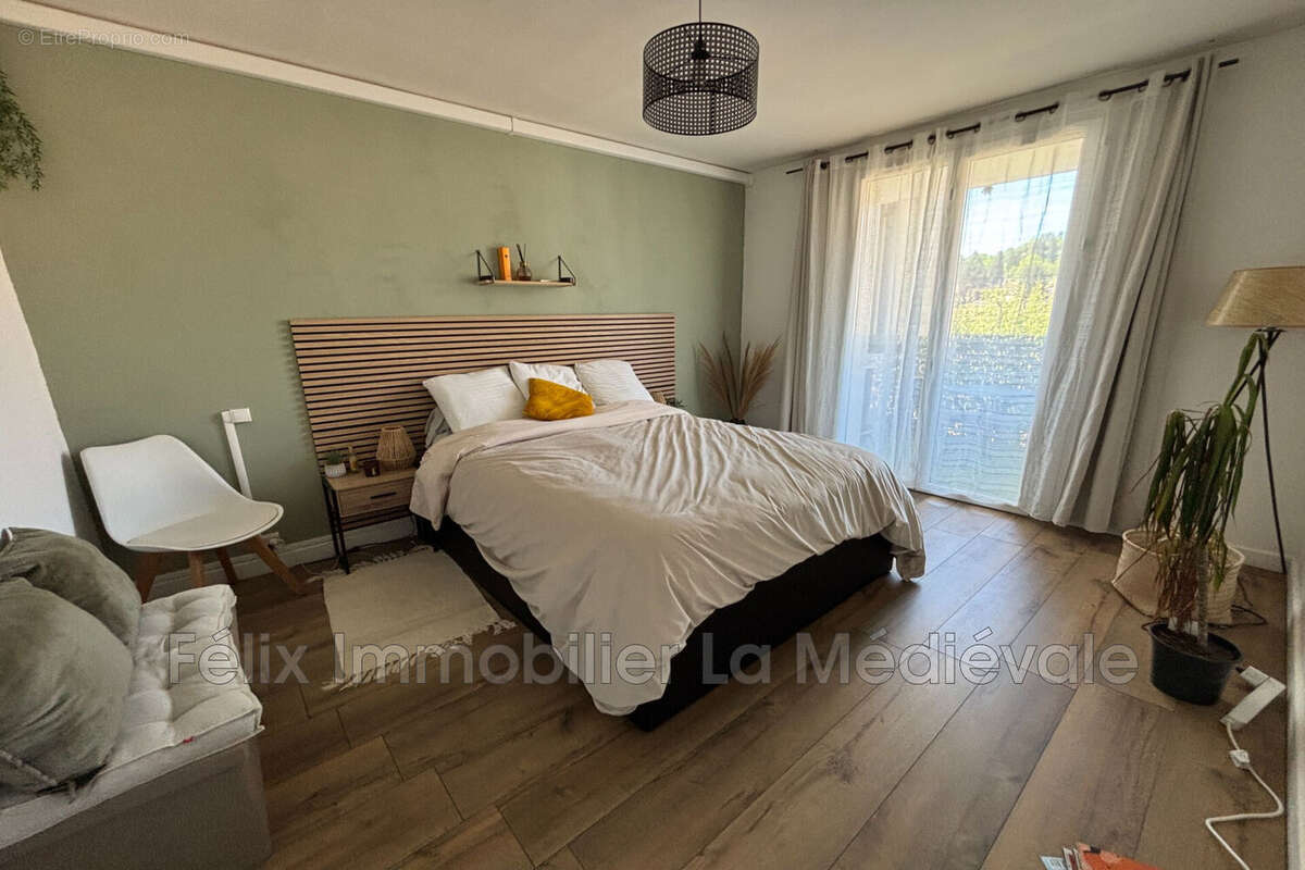 Appartement à SARLAT-LA-CANEDA