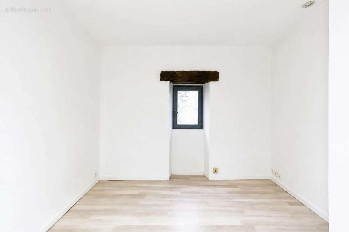 Maison de caractère 5 pièces à Fayet - photo 3
