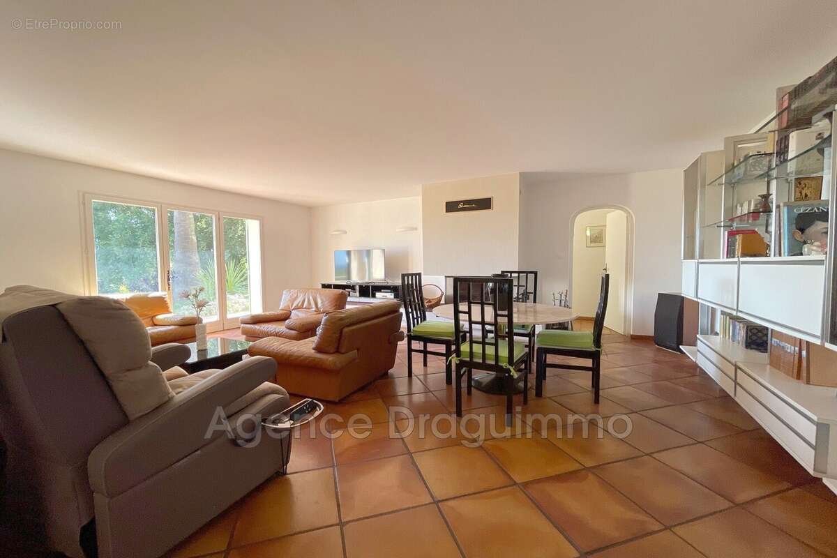 Maison à DRAGUIGNAN