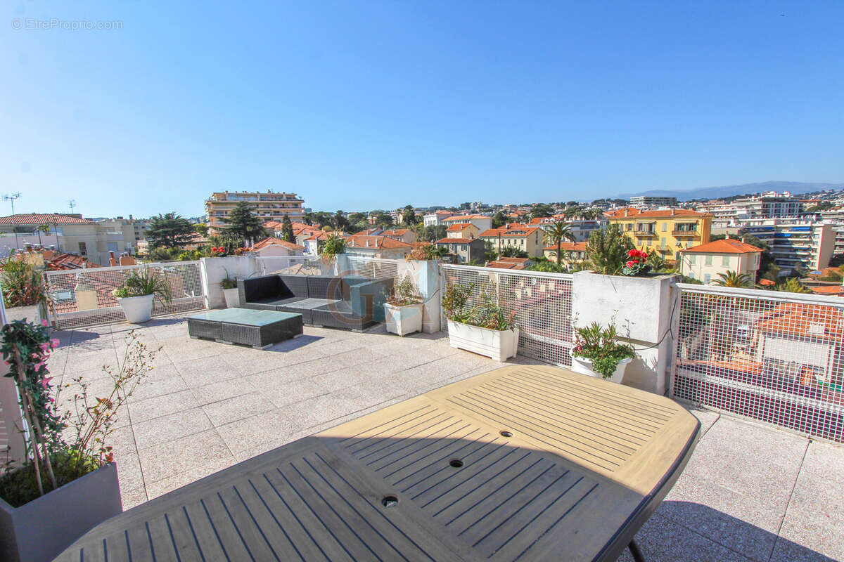 Appartement à CANNES