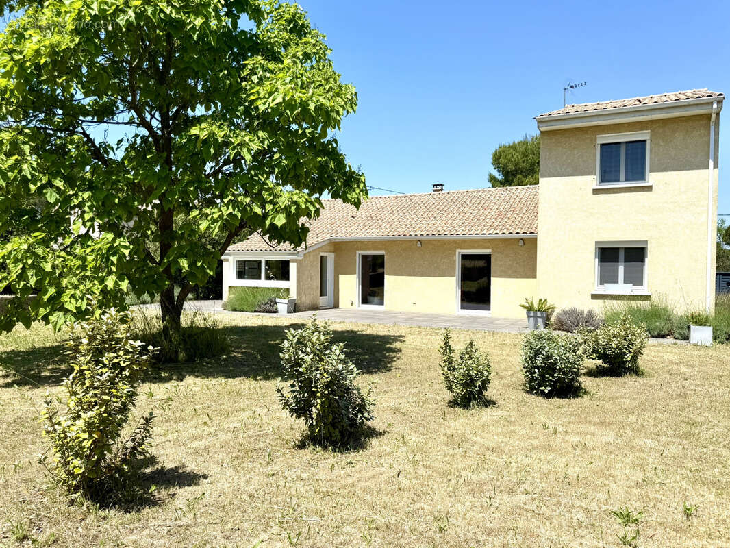 Maison à BOLLENE