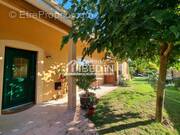 Maison à SAINT-SEURIN-SUR-L&#039;ISLE