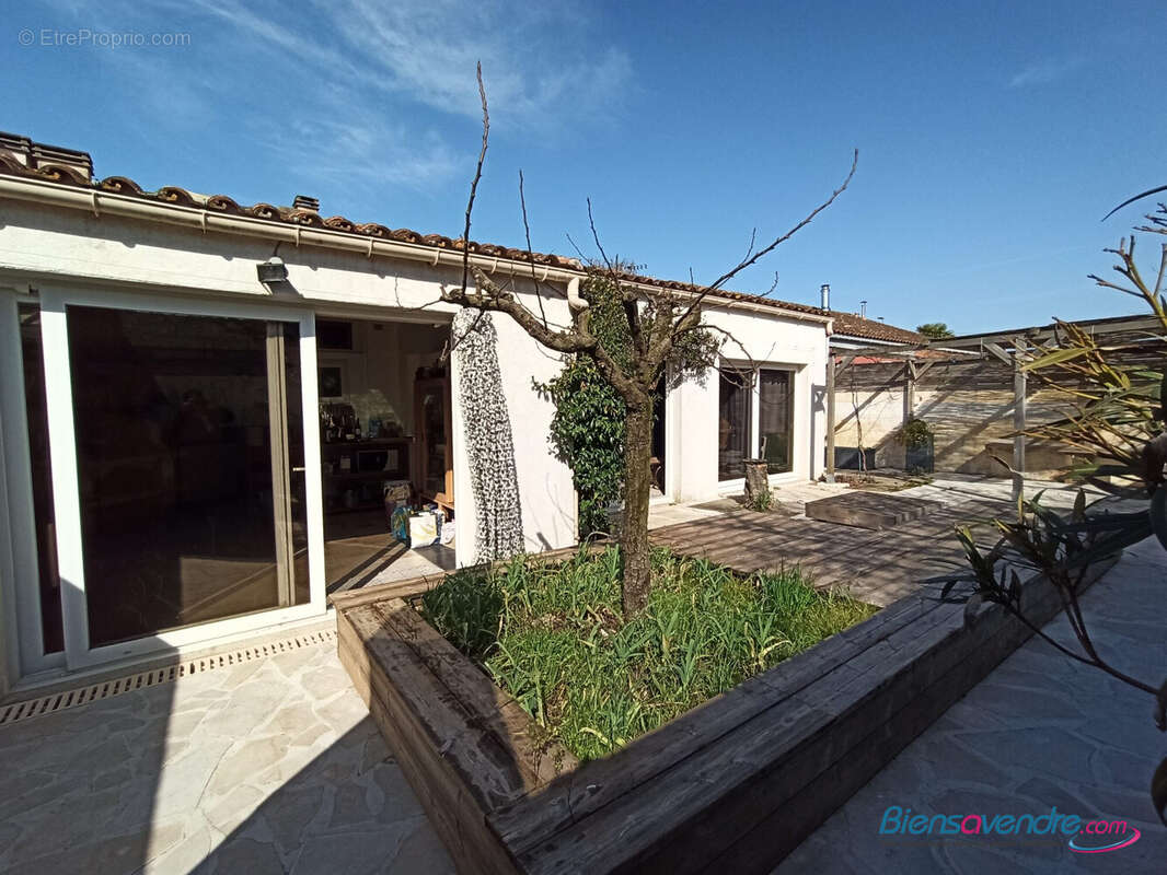 Maison à LA ROCHELLE