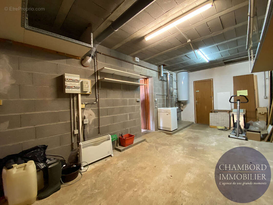 Maison à SAINT-SULPICE-DE-POMMERAY