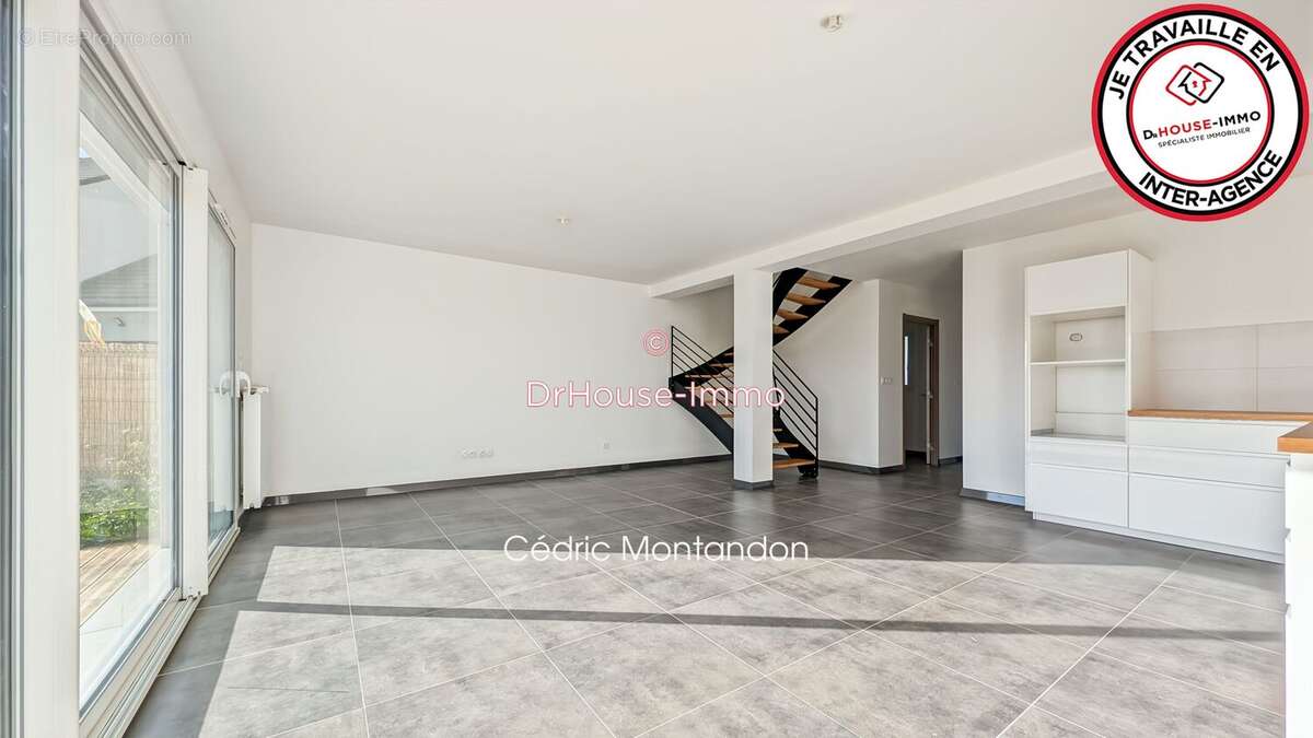 Maison à HUBERT-FOLIE