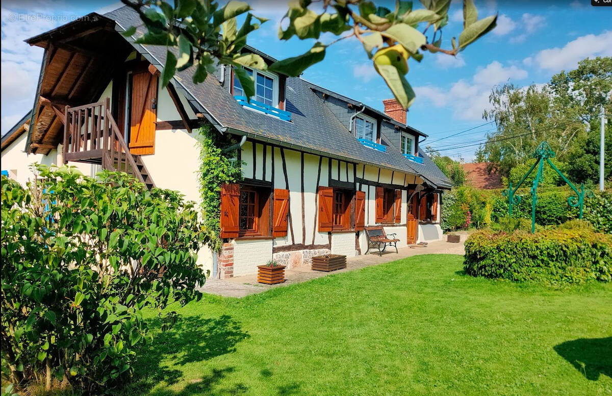 Maison à LA HOUSSAYE