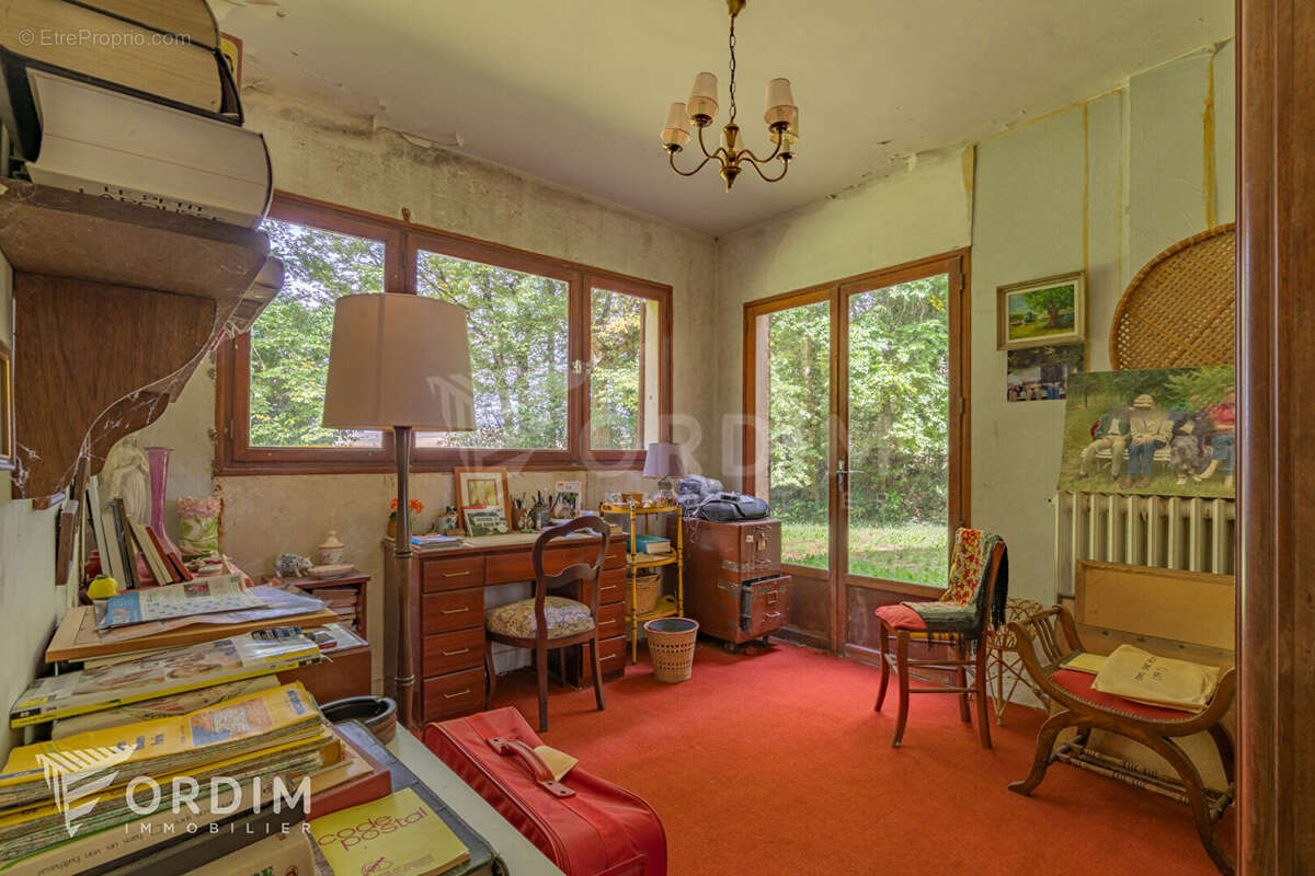 Maison à TREIGNY