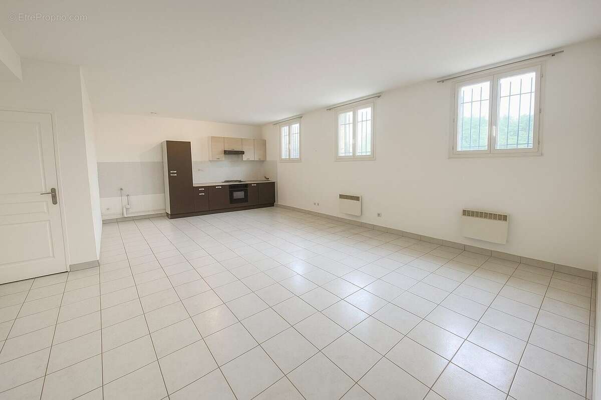 Appartement à VARENNES-SUR-SEINE