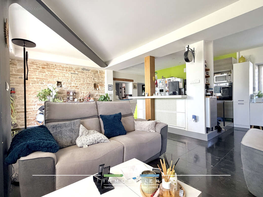 Maison à RUFFEY-LES-ECHIREY