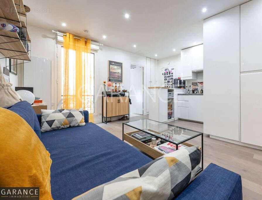 Appartement à PARIS-11E