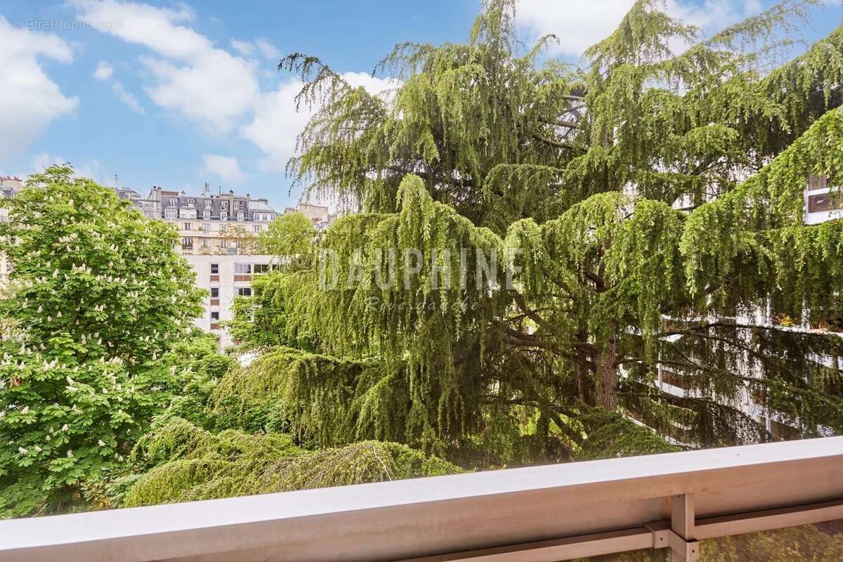 Appartement à PARIS-6E