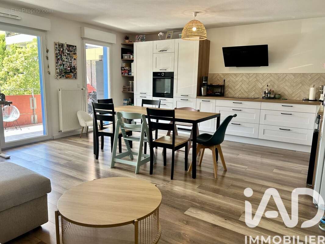 Photo 4 - Appartement à CRUSEILLES