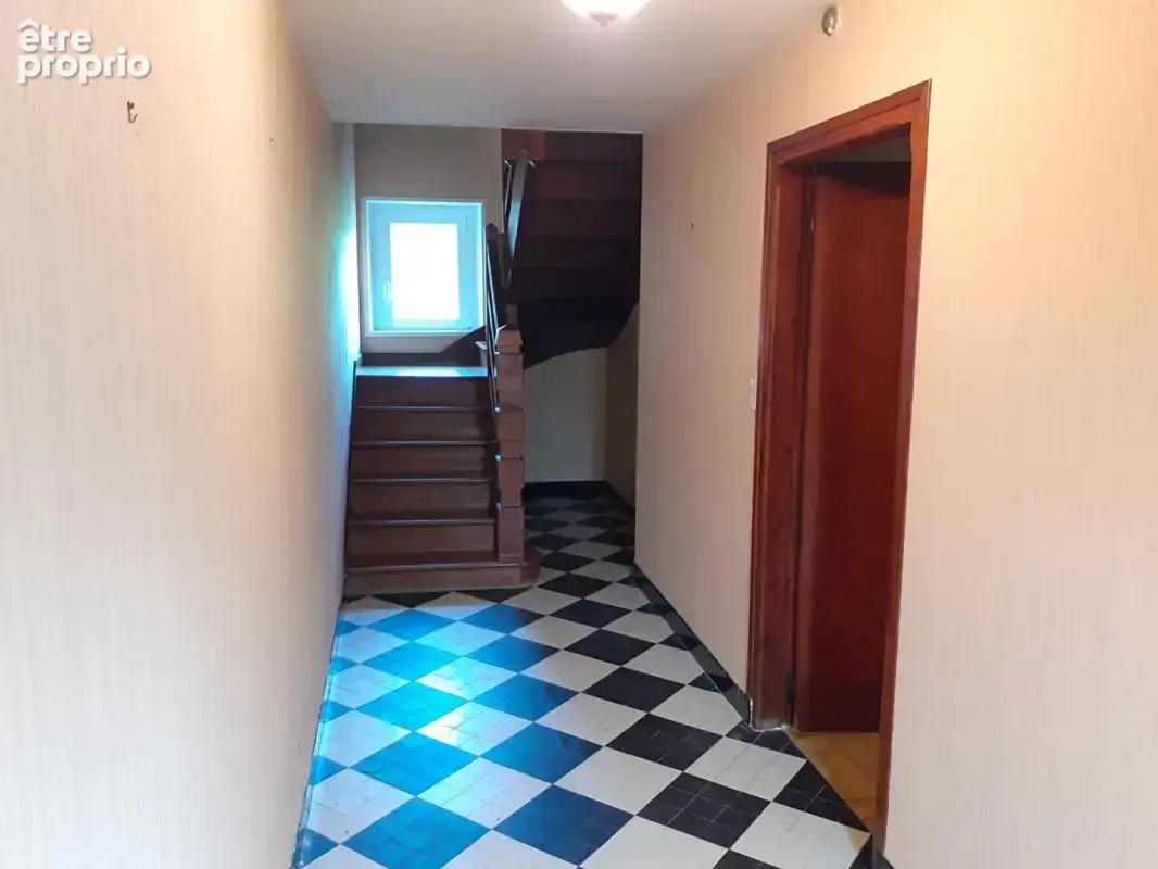 Maison  mitoyenne T8 de 161 m² avec grand jardin à Crozon (29 160 ) A NE PAS LAISSER PASSER ! - photo 6