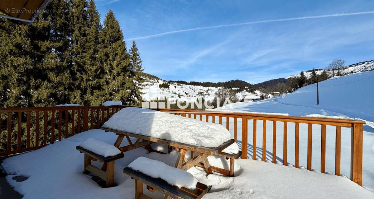 Maison à NOTRE-DAME-DE-BELLECOMBE