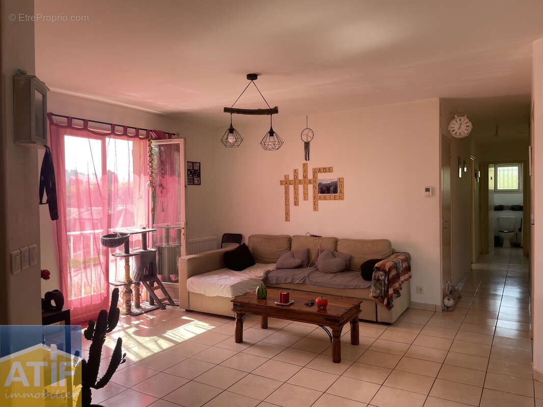 Maison à NOIRETABLE