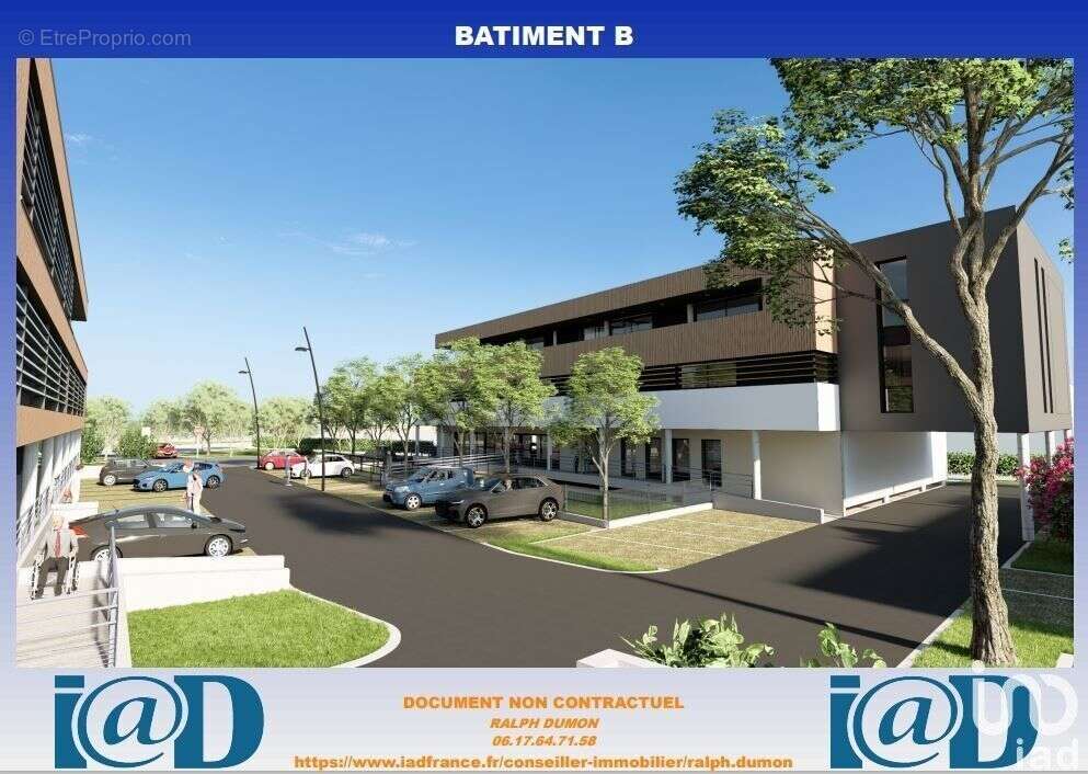 Photo 8 - Commerce à VERGEZE